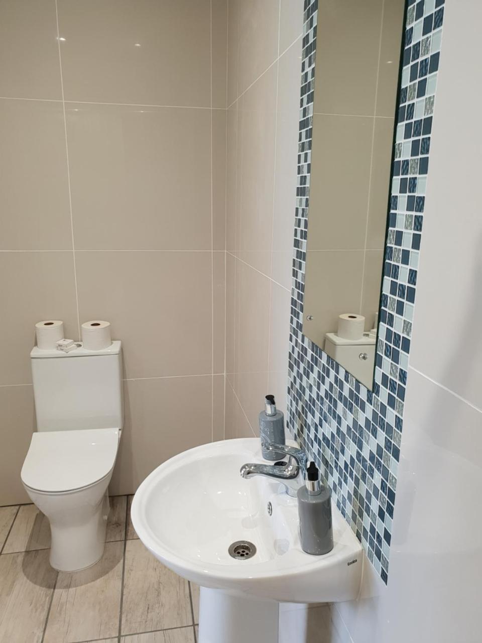 Reef View Bnb Ист-Лондон Экстерьер фото